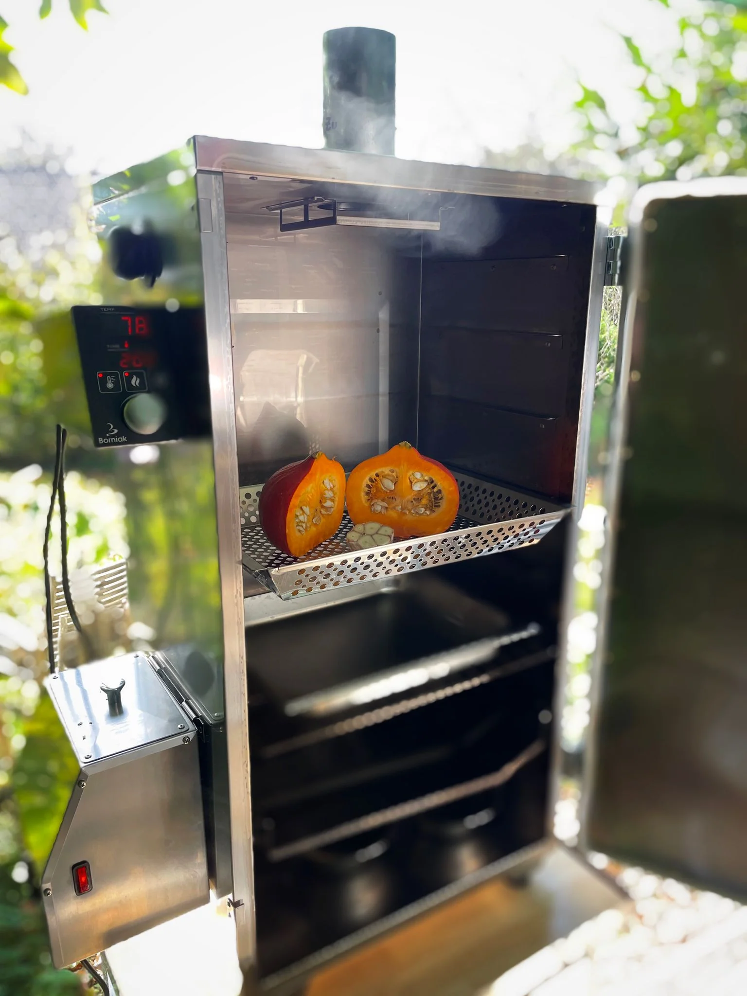 Borniak 70L Smoker Tray - Image 4