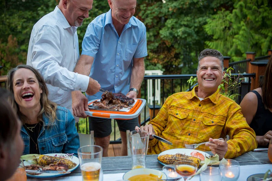 BBQ Prep Tub with Built-in Cutting Board - Drip EZ - Image 8