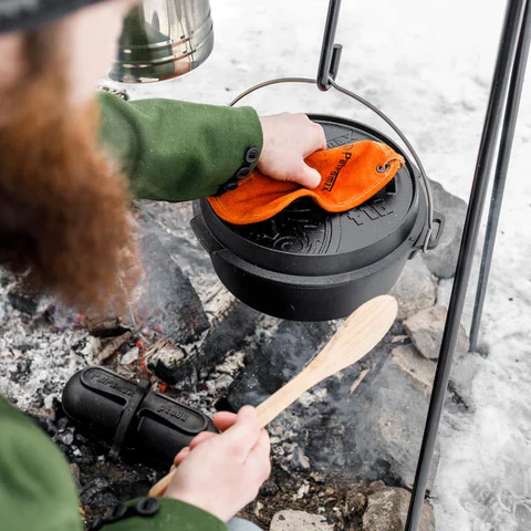 Petromax 5.5L Cast Iron Dutch Oven - Image 2