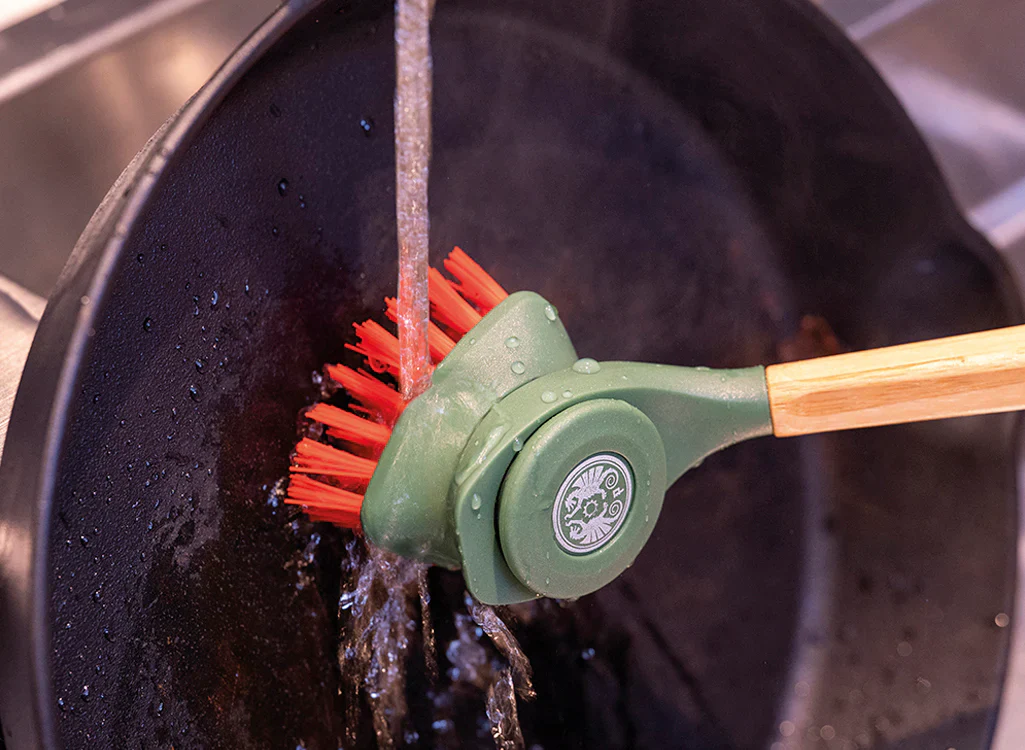 Petromax Cast Iron Brush Set - Image 3