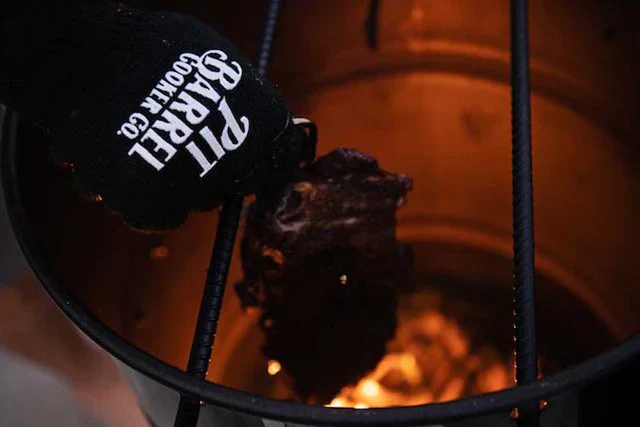 Pit Barrel Heat Resistant Cooking Gloves - Image 5