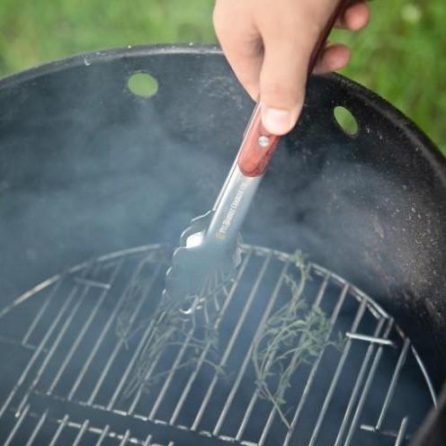Pit Barrel Ultimate Tongs - Image 3