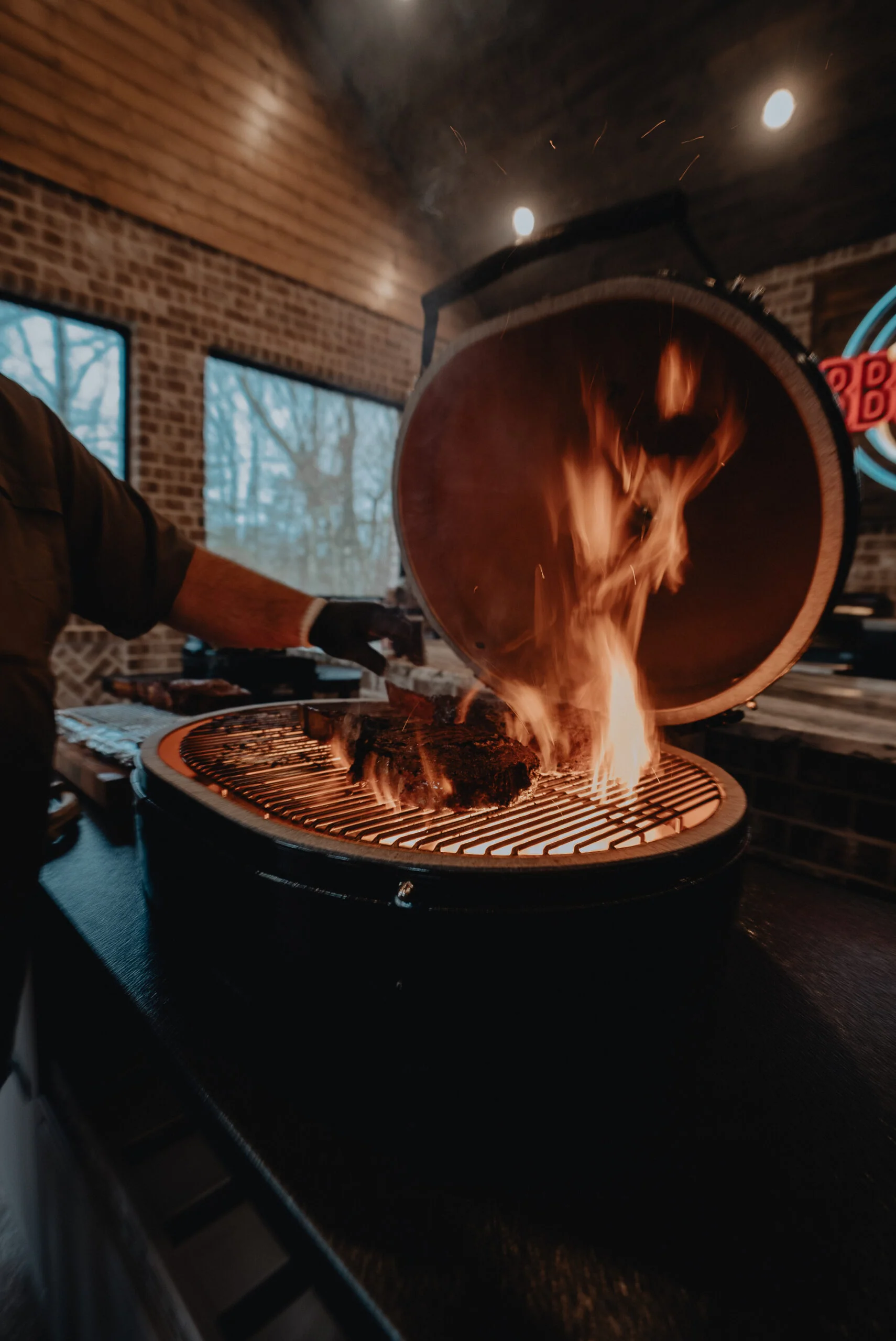 Primo XXL 500 Kamado Oval Grill - Image 4