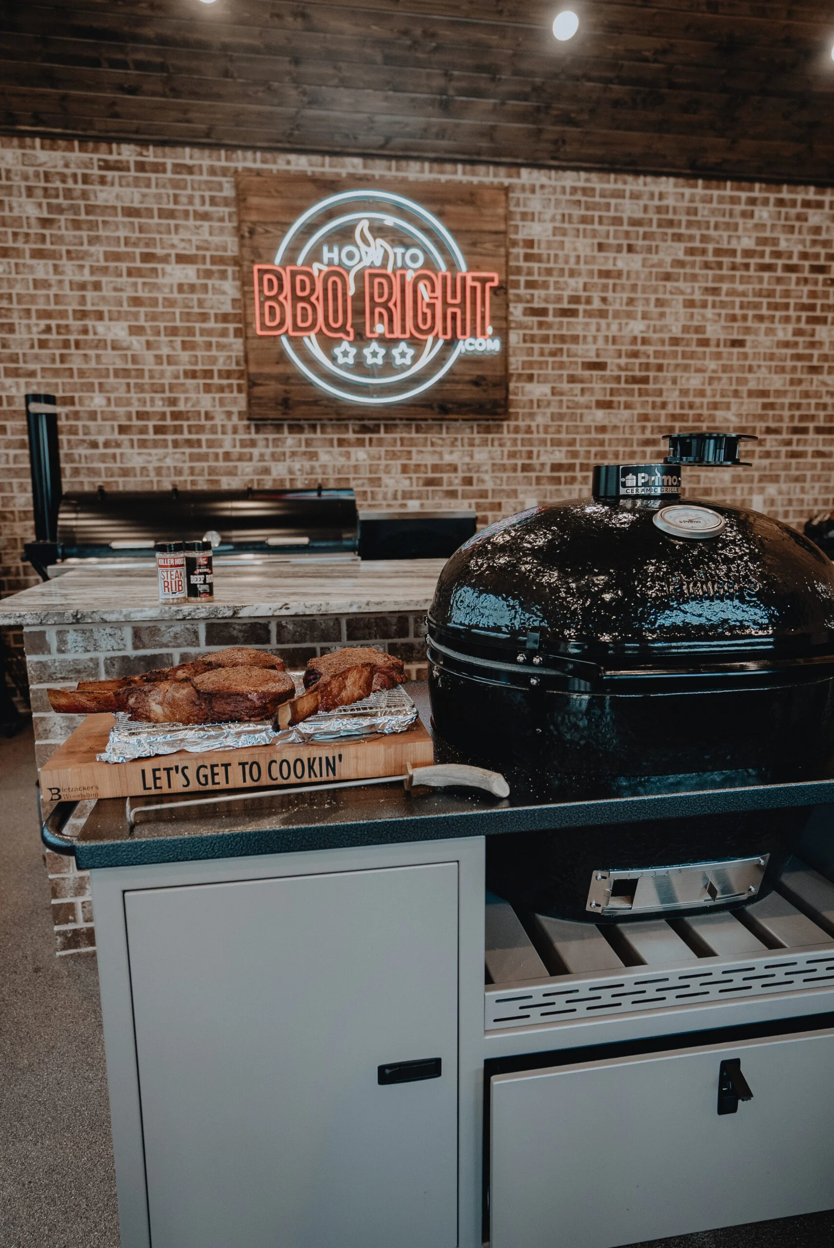 Primo XXL 500 Kamado Oval Grill - Image 8